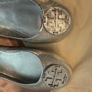 Minnie travel ballet - silver metallic shoes